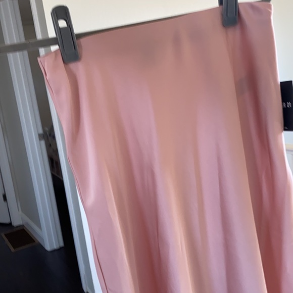 New with tags, Blush pink satin skirt. - Picture 7 of 9